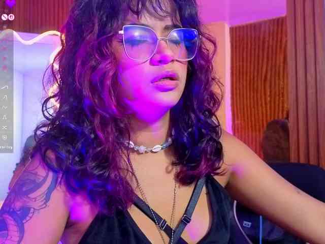 Kristen-tay webcam
