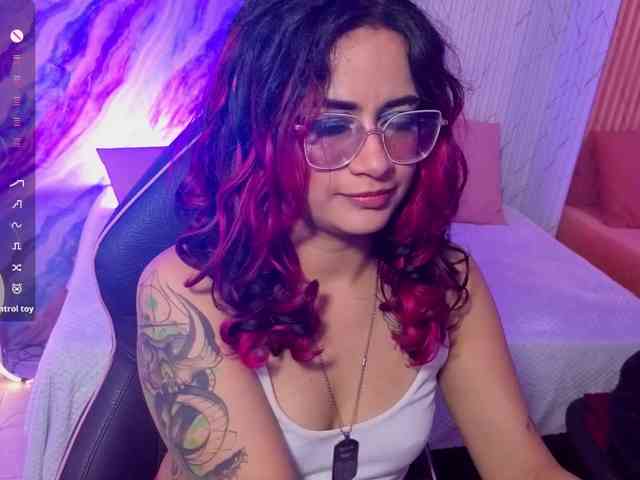 Kristen-tay