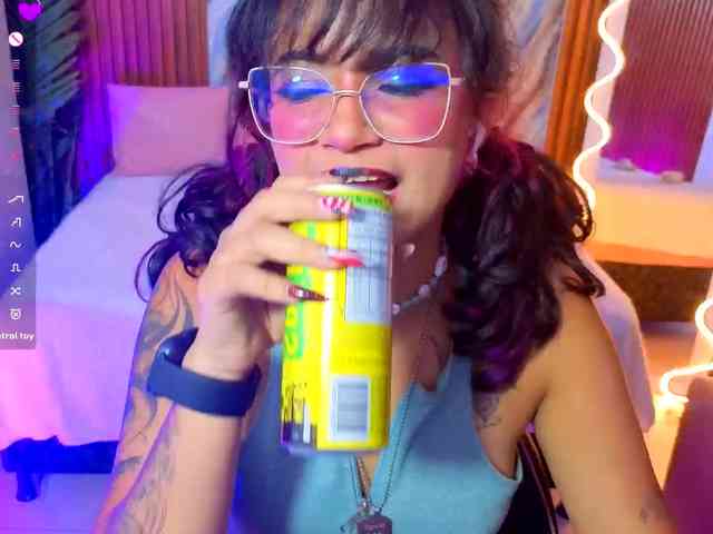 Kristen-tay webcam
