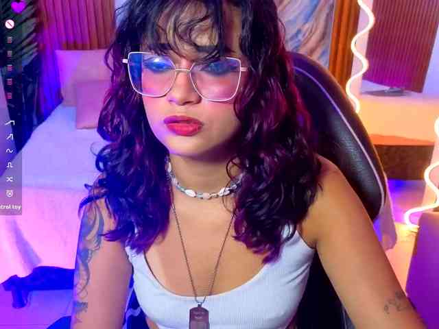 Kristen-tay webcam