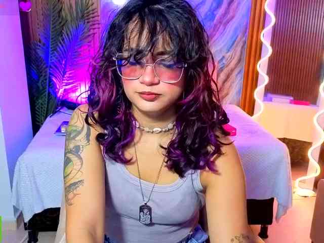 Kristen-tay webcam