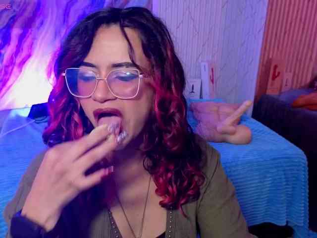 Kristen-tay Kristen-tay