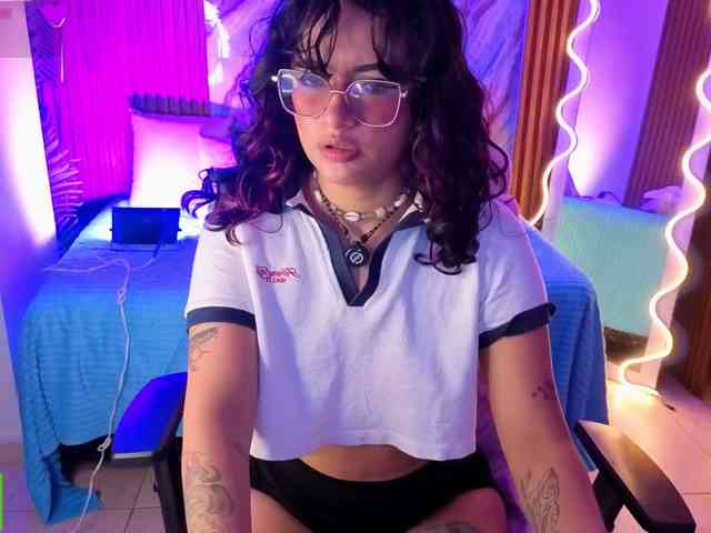 Kristen-tay