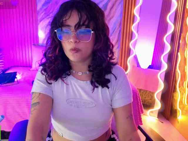 Kristen-tay