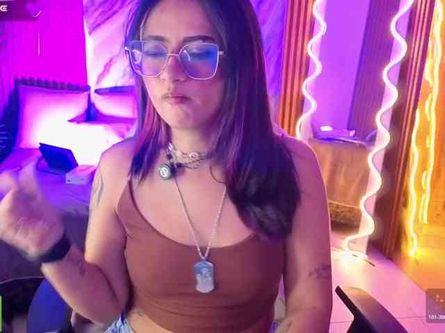 Kristen-tay Kristen-tay