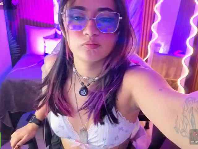Kristen-tay Kristen-tay