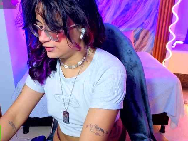 Kristen-tay webcam