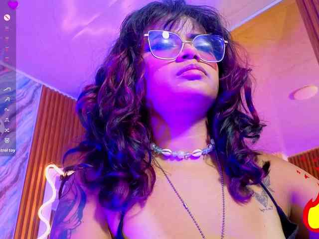 Kristen-tay webcam