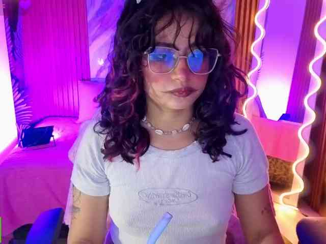 Kristen-tay