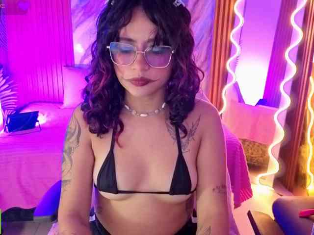 Kristen-tay