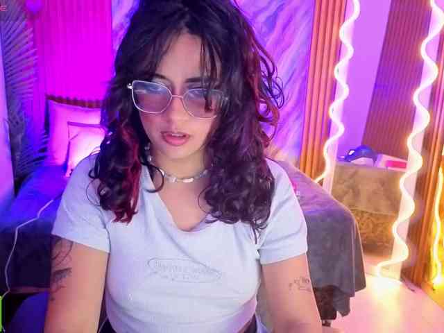 Kristen-tay webcam