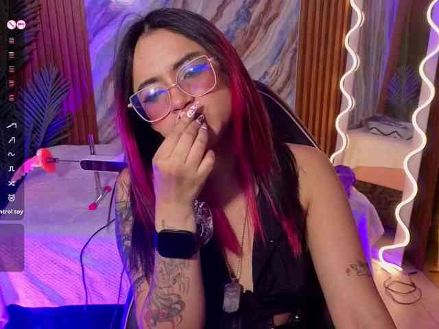 Kristen-tay webcam