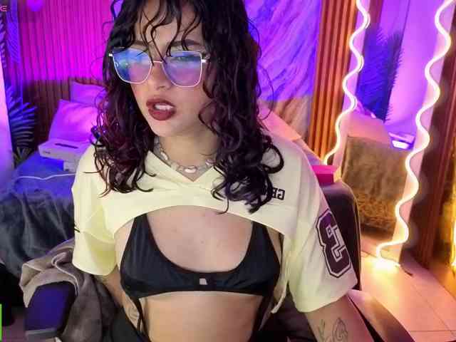 Kristen-tay