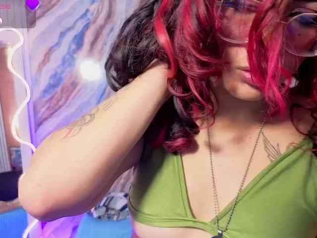 Kristen-tay webcam