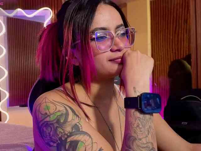 Kristen-tay Kristen-tay