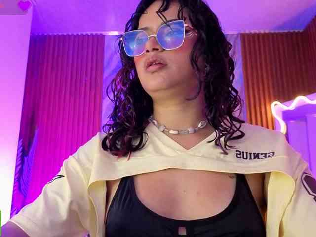Kristen-tay