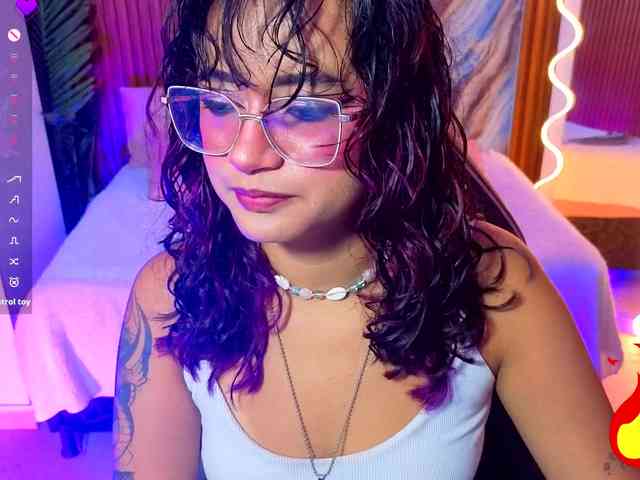 Kristen-tay webcam