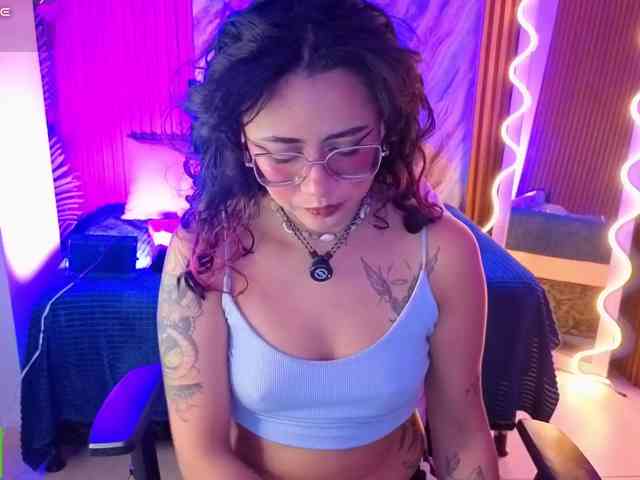 Kristen-tay