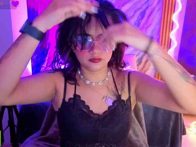 Kristen-tay