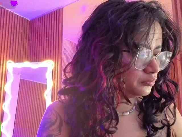 Kristen-tay webcam