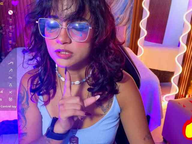 Kristen-tay webcam