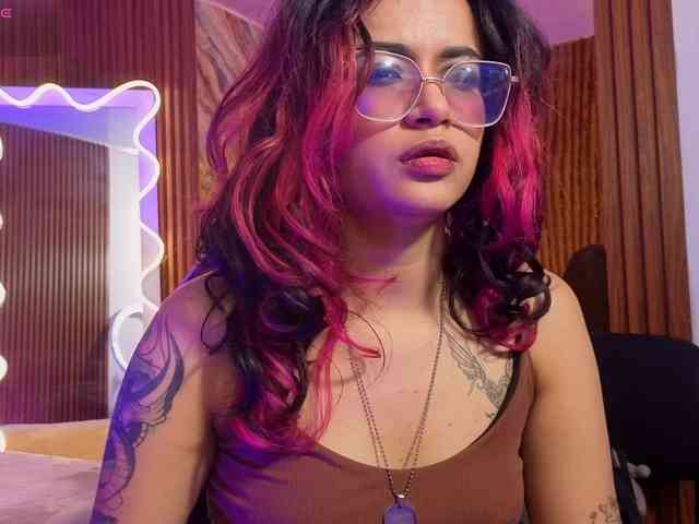 Kristen-tay webcam
