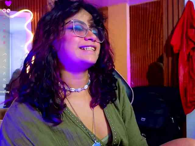 Kristen-tay webcam