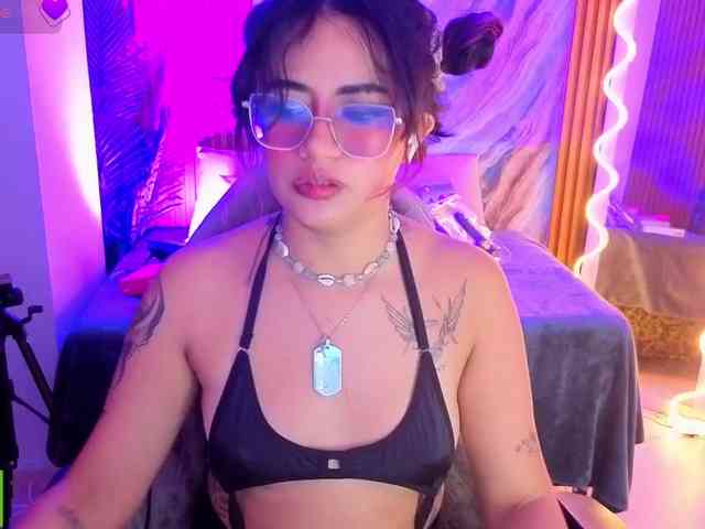 Kristen-tay webcam