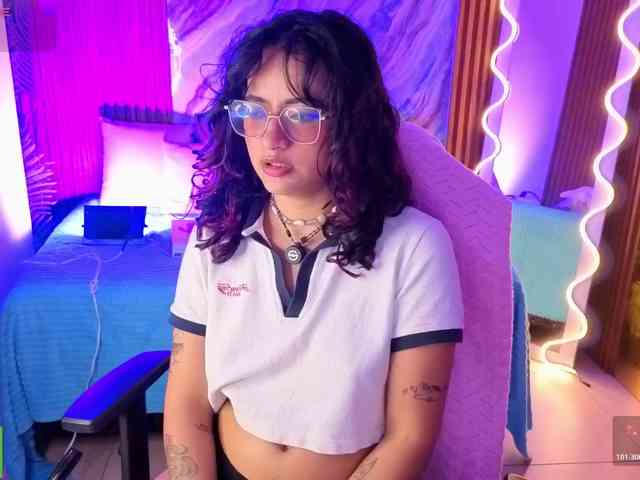 Kristen-tay