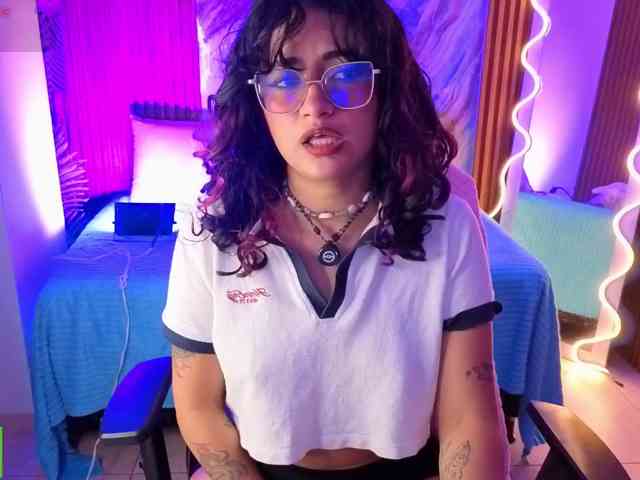 Kristen-tay webcam