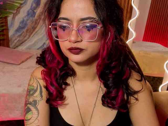 Kristen-tay webcam