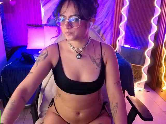 Kristen-tay