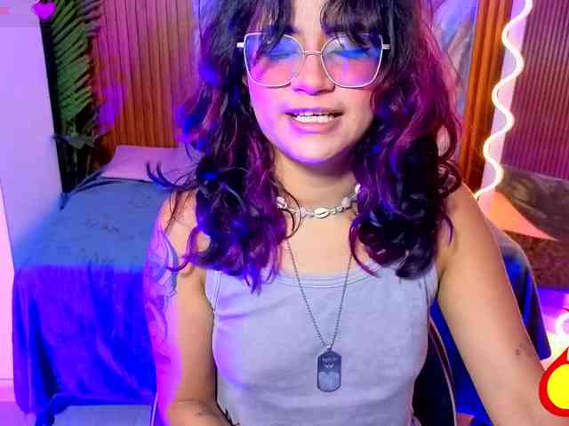 Kristen-tay webcam