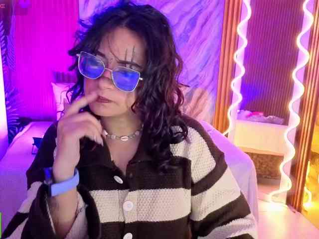 Kristen-tay