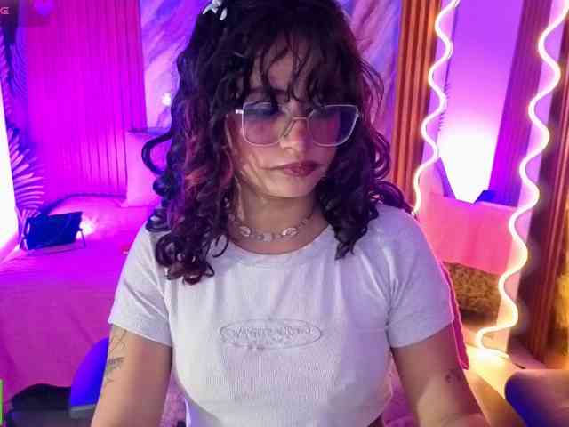 Kristen-tay