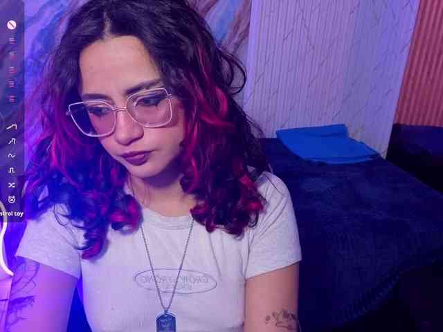 Kristen-tay webcam