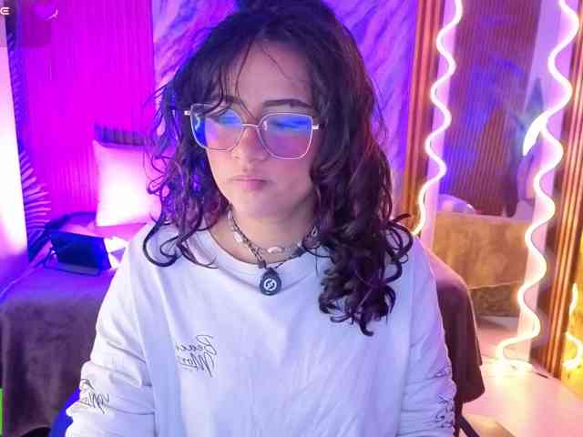 Kristen-tay