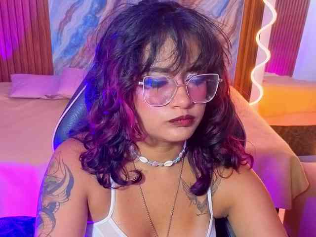 Kristen-tay webcam