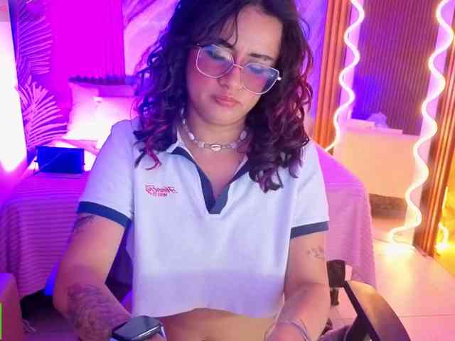 Kristen-tay