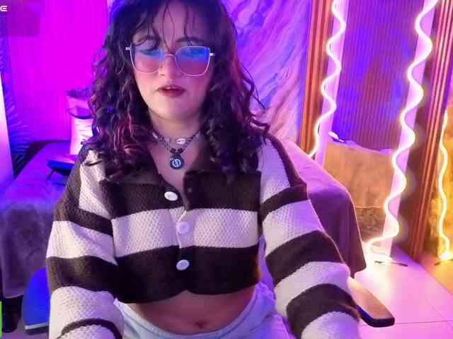 Kristen-tay Kristen-tay