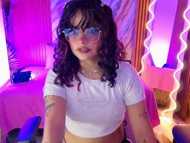 Kristen-tay