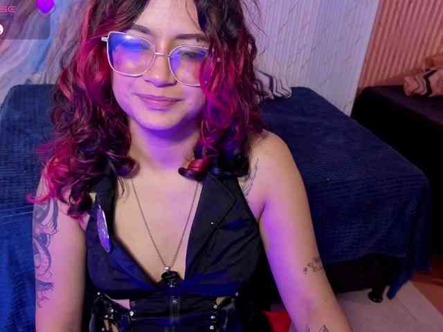 Kristen-tay webcam