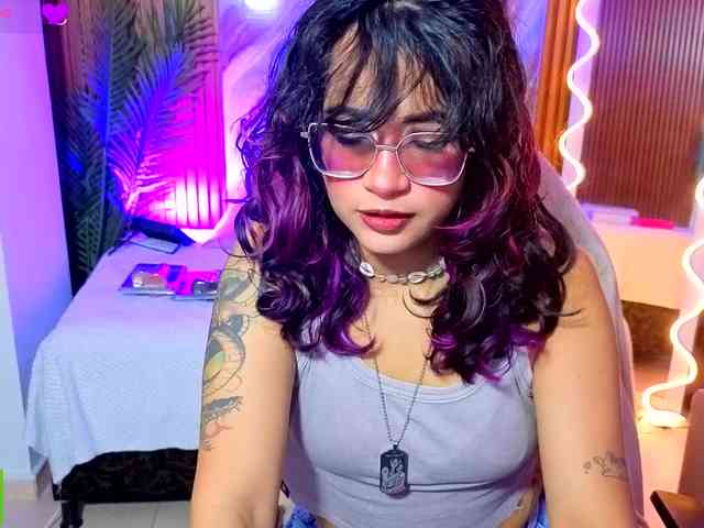 Kristen-tay webcam