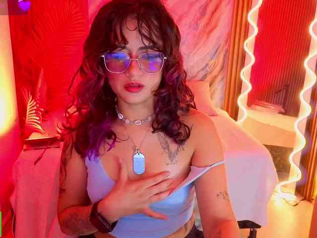 Kristen-tay webcam
