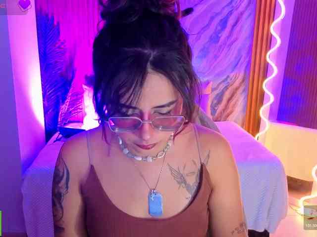 Kristen-tay