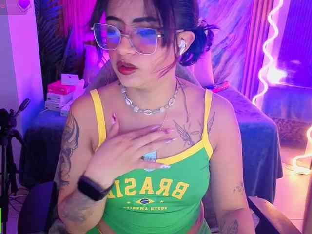 Kristen-tay