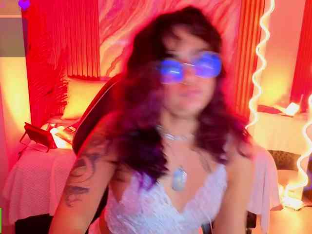 Kristen-tay