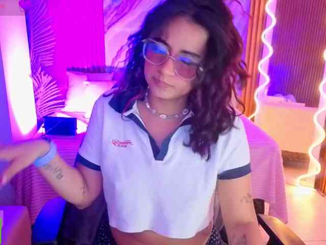Kristen-tay