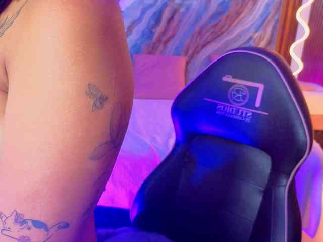 Kristen-tay webcam