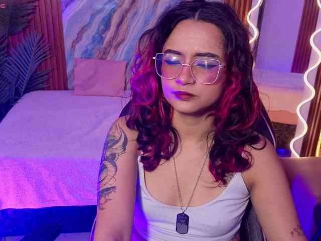 Kristen-tay webcam